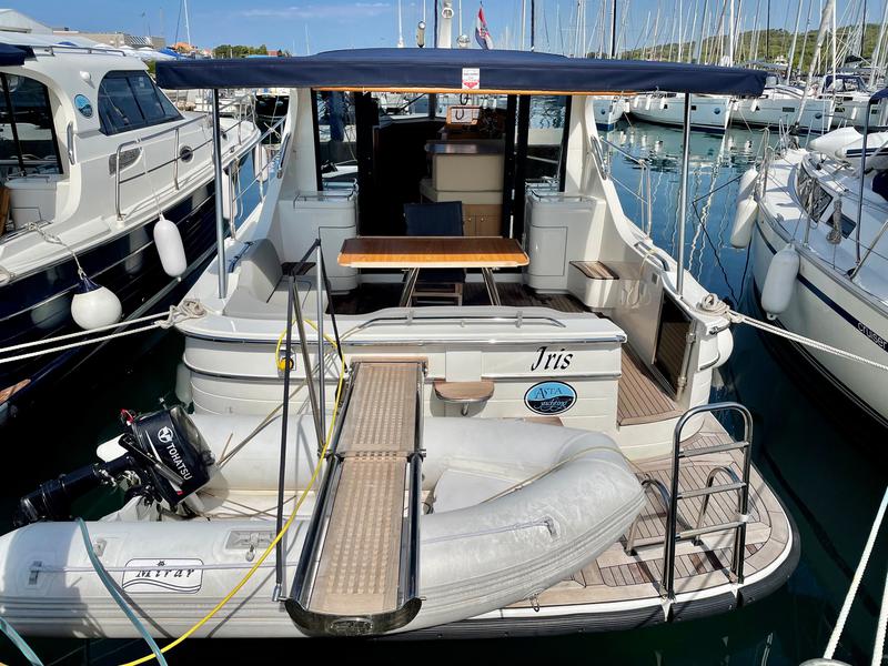 Book yachts online - motorboat - ADRIANA 36 BT (21) - IRIS - rent