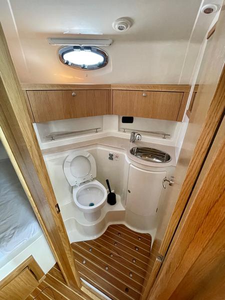 Book yachts online - motorboat - ADRIANA 36 BT (21) - IRIS - rent