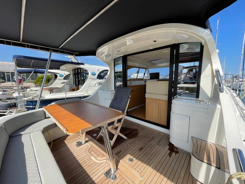 Book yachts online - motorboat - ADRIANA 36 BT (21) - IRIS - rent