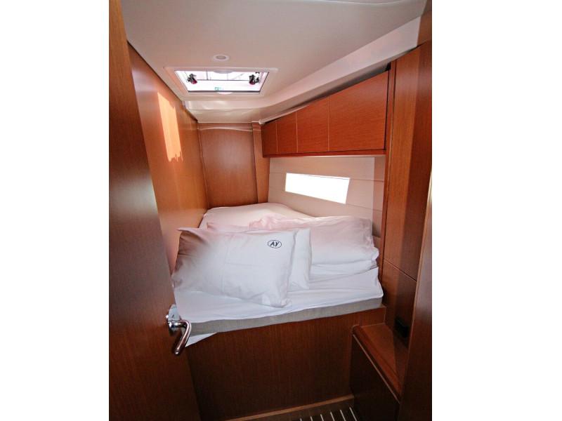 Book yachts online - sailboat - BAVARIA C 45 BT (19) - TWIGGY - rent