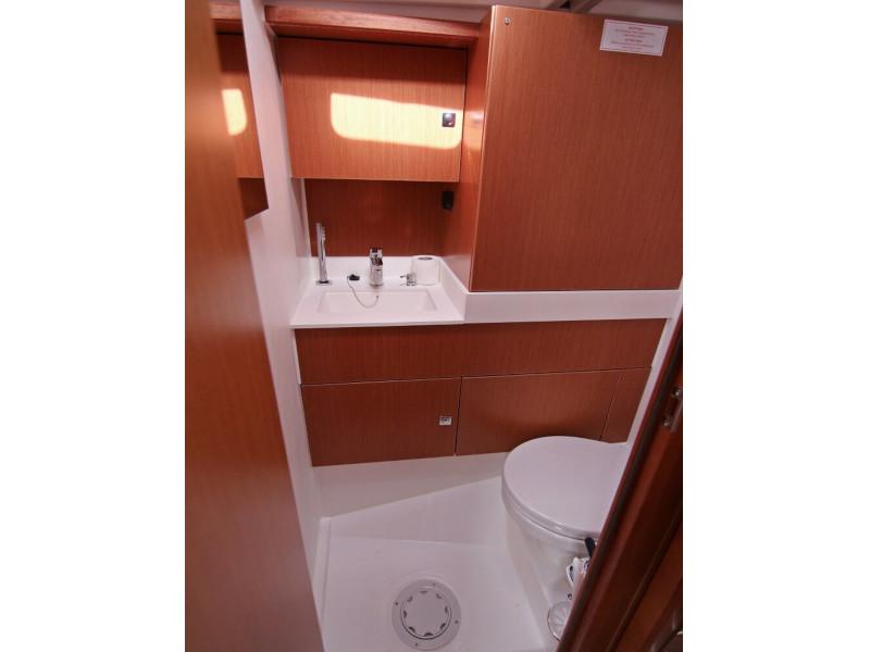 Book yachts online - sailboat - BAVARIA C 45 BT (19) - TWIGGY - rent