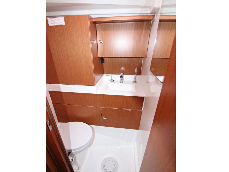 Book yachts online - sailboat - BAVARIA C 45 BT (19) - TWIGGY - rent