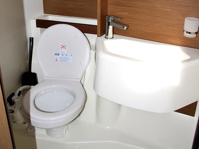 Book yachts online - sailboat - OCEANIS 51.1 BT (20) - PEARL DREAMS - rent