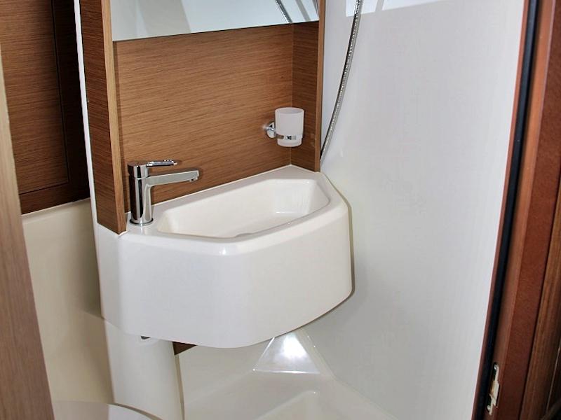 Book yachts online - sailboat - OCEANIS 51.1 BT (20) - PEARL DREAMS - rent