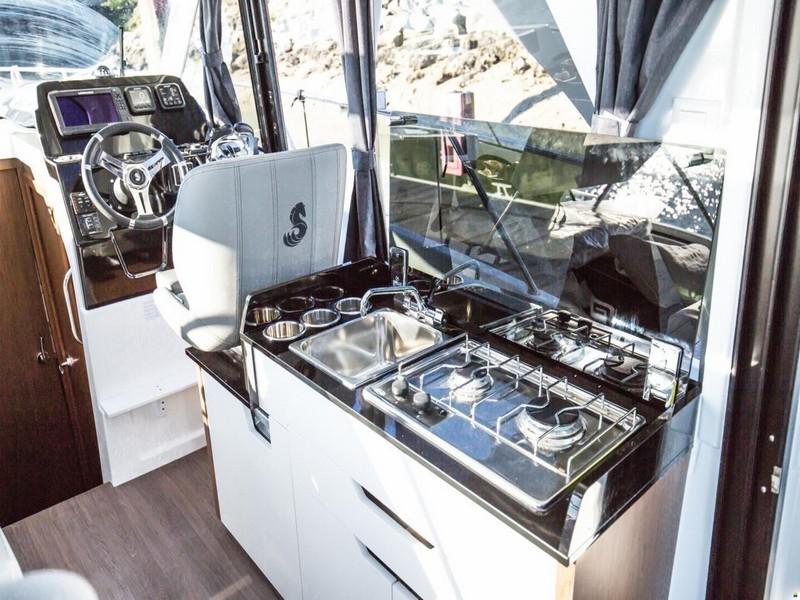 Book yachts online - motorboat - Antares 9 OB - ARYA - rent