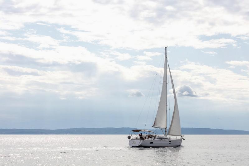 Book yachts online - sailboat - Elan 40 Impression - TINO - rent