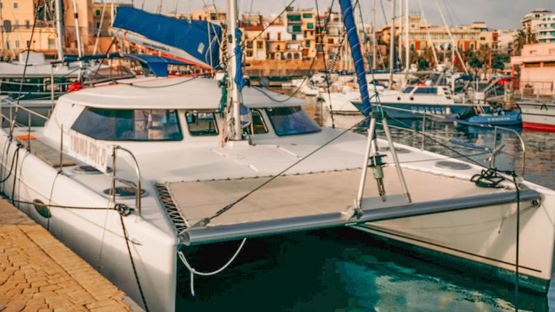 Book yachts online - catamaran - Lavezzi 40 - ILOI - rent
