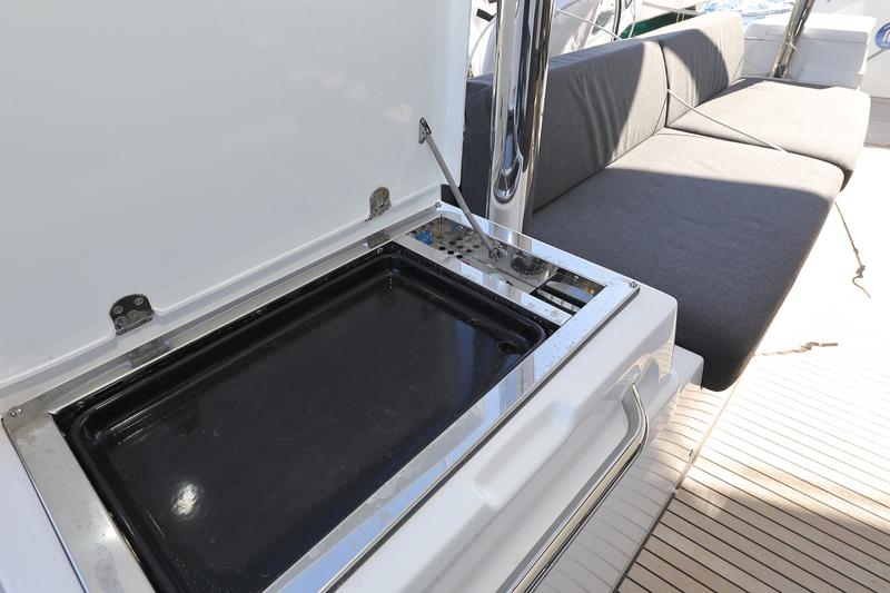 Book yachts online - catamaran - Lagoon 51 - owner version - SERENDIPITY - rent