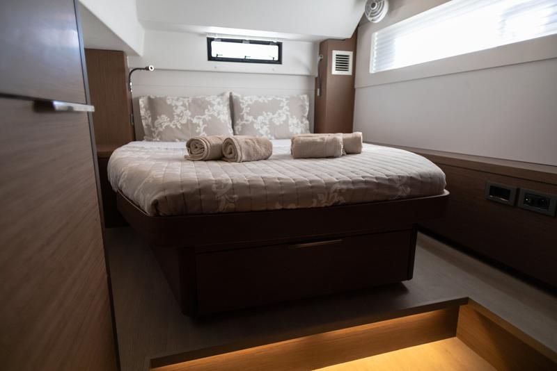 Book yachts online - catamaran - Lagoon 46 - El Marita Brand New 2021 A/C &amp; Generator Skippered - rent