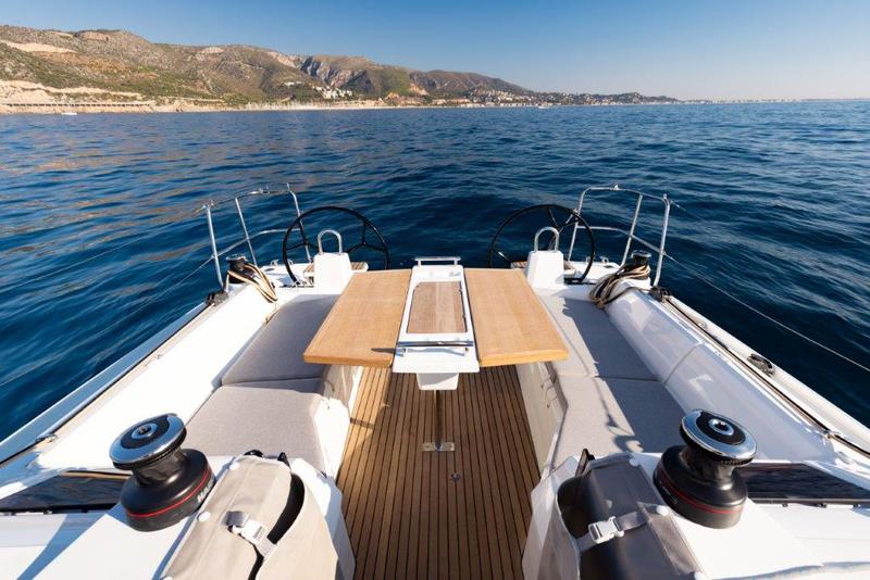 Book yachts online - sailboat - Oceanis 34.1 - Sail Altair 1 - rent