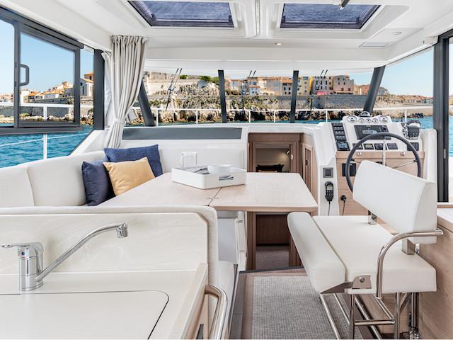 Book yachts online - motorboat - Swift Trawler 41 FLY - EDUARD  - rent