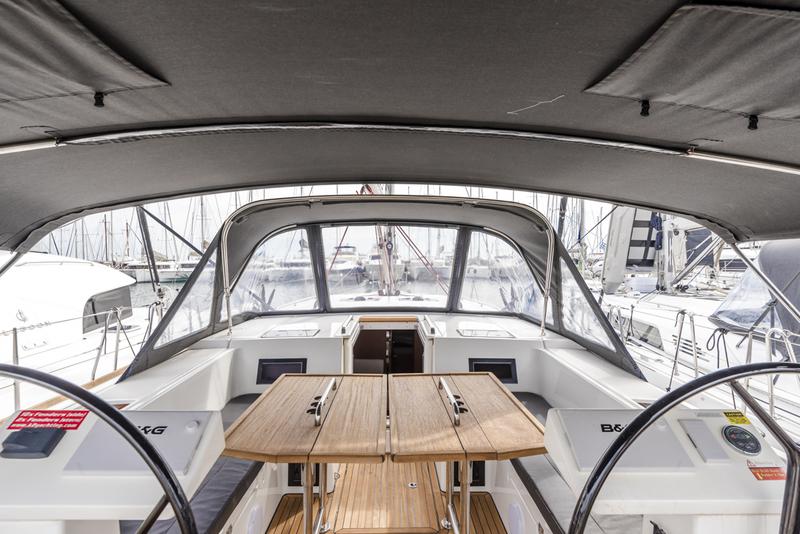 Book yachts online - sailboat - Bavaria C45 Style - Midas - rent