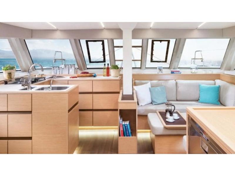Book yachts online - catamaran - Nautitech 46 Fly - Mira - rent