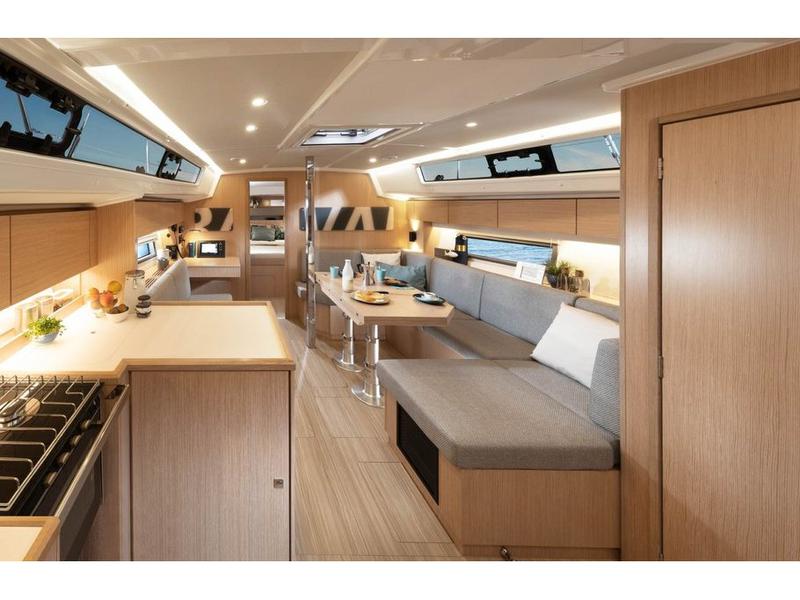 Book yachts online - sailboat - Bavaria C42 - (to be named) 2023 - rent