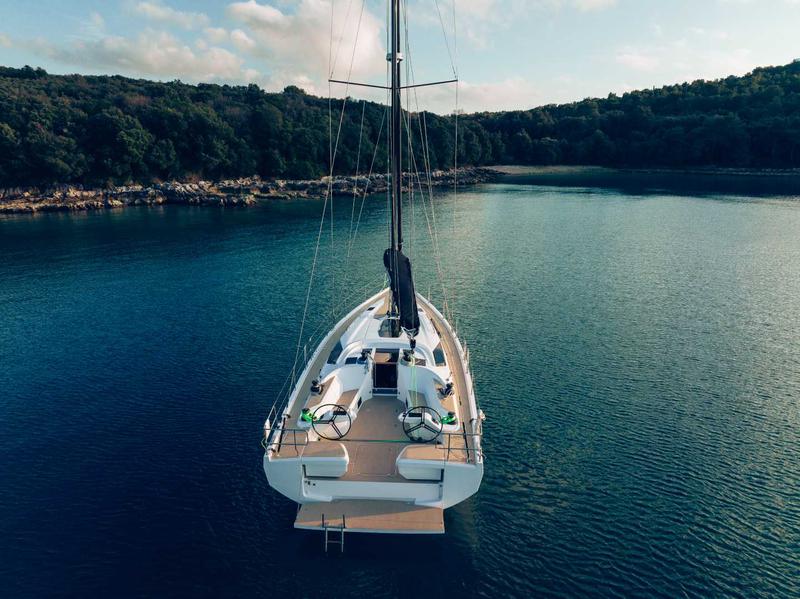 Book yachts online - sailboat - Elan E6 - Loki - rent