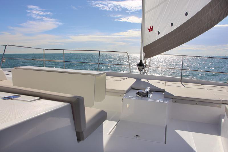 Book yachts online - catamaran - Bali 5.4 4 cab - 2 OCEANS - rent