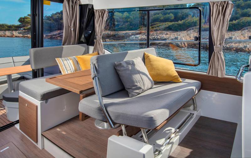 Book yachts online - motorboat - Merry Fisher 1095 - Hera - rent