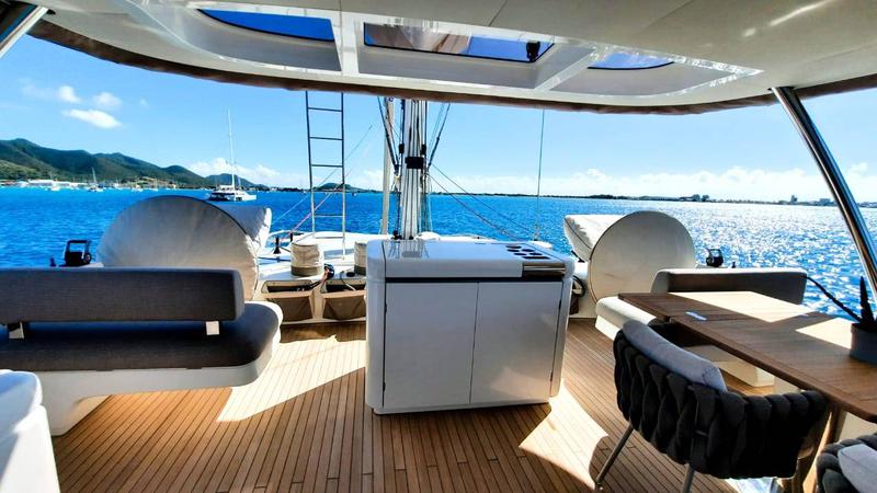 Book yachts online - catamaran - Lagoon Seventy 7 - Mane et Nocte - rent