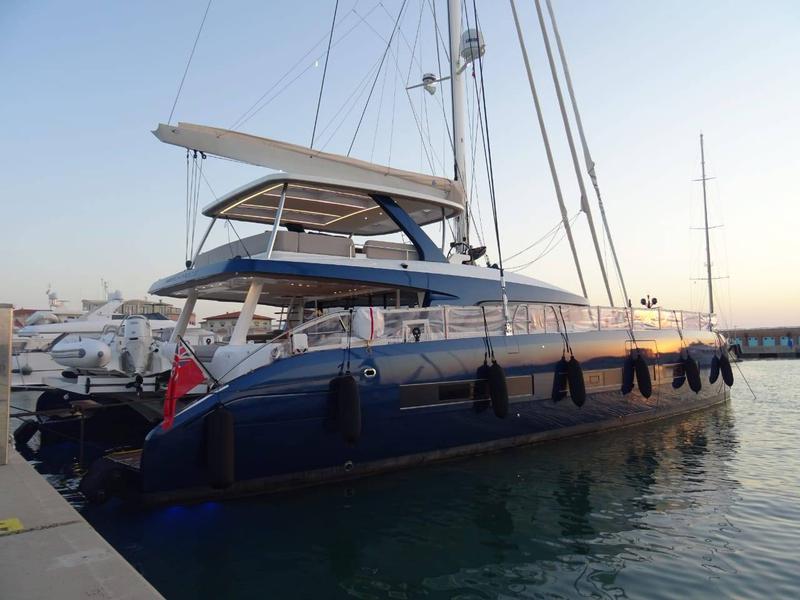 Book yachts online - catamaran - Lagoon Seventy 7 - Mane et Nocte - rent