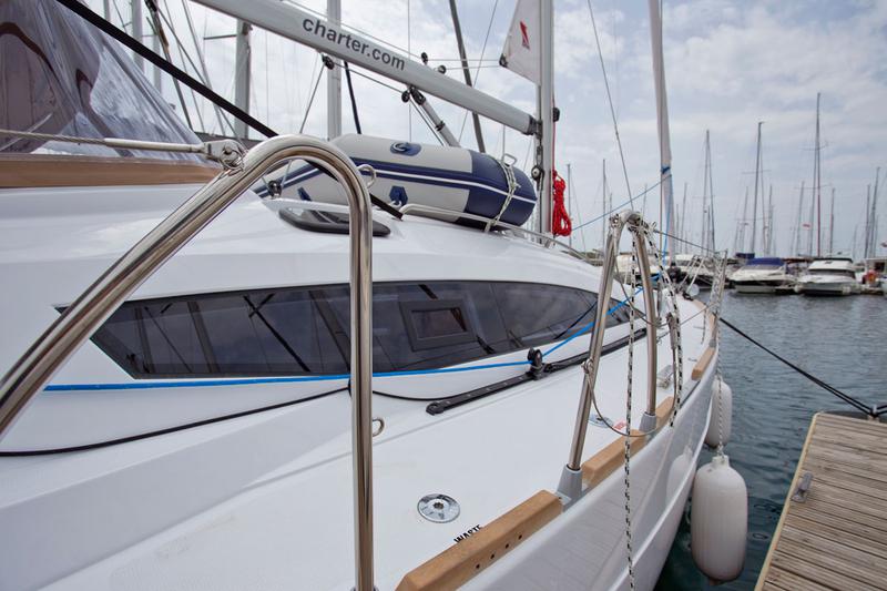 Book yachts online - sailboat - Elan Impression 40 - Silente - rent