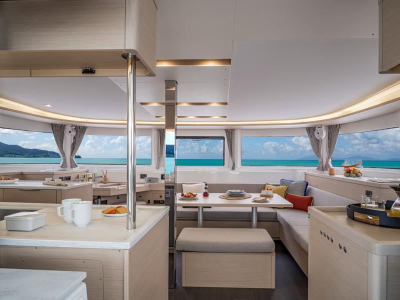 Book yachts online - catamaran - Lagoon 46 Fly - ETERNITYX - rent