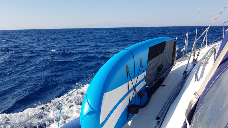 Book yachts online - sailboat - Bavaria 40 - Black Pearl - rent