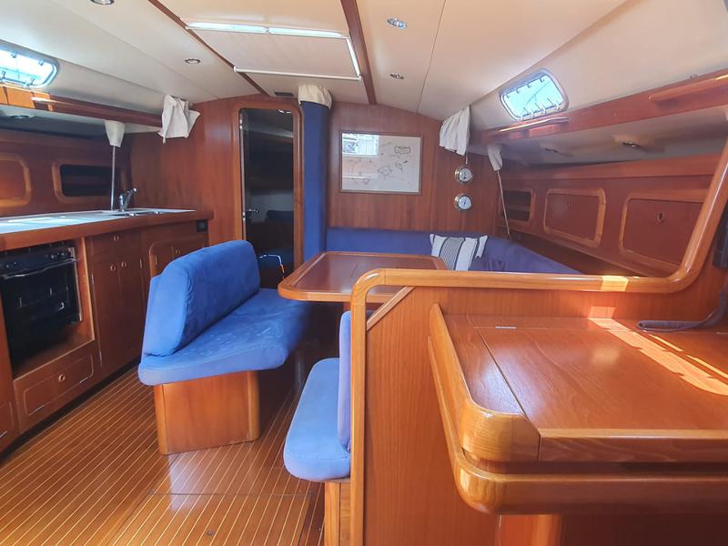Book yachts online - sailboat - Grand Soleil 43 - Nemo - rent