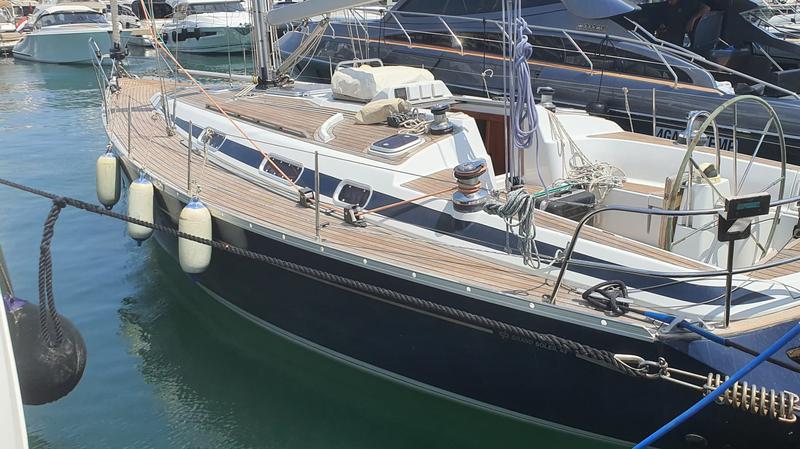 Book yachts online - sailboat - Grand Soleil 43 - Nemo - rent