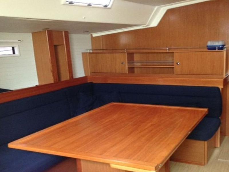 Book yachts online - sailboat - Bavaria 55 Cruiser - Vega - rent