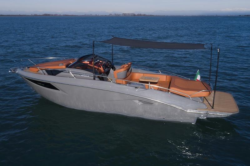 Book yachts online - motorboat - Cranchi E30 Endurance - Aurora - rent