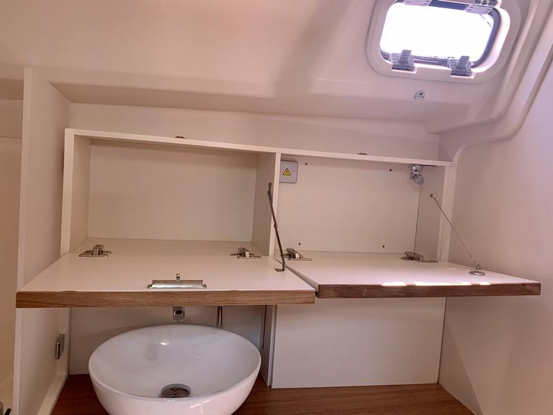 Book yachts online - sailboat - Hanse 445 - 4 cabin - Deneb - rent