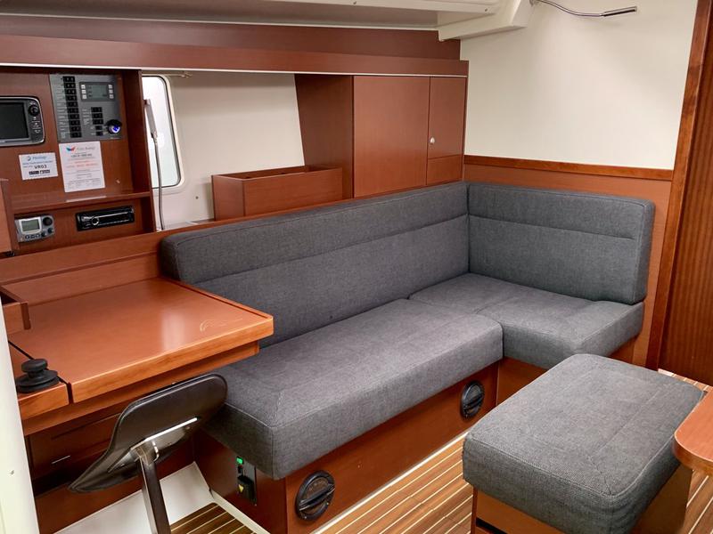 Book yachts online - sailboat - Hanse 445 - 4 cabin - Deneb - rent