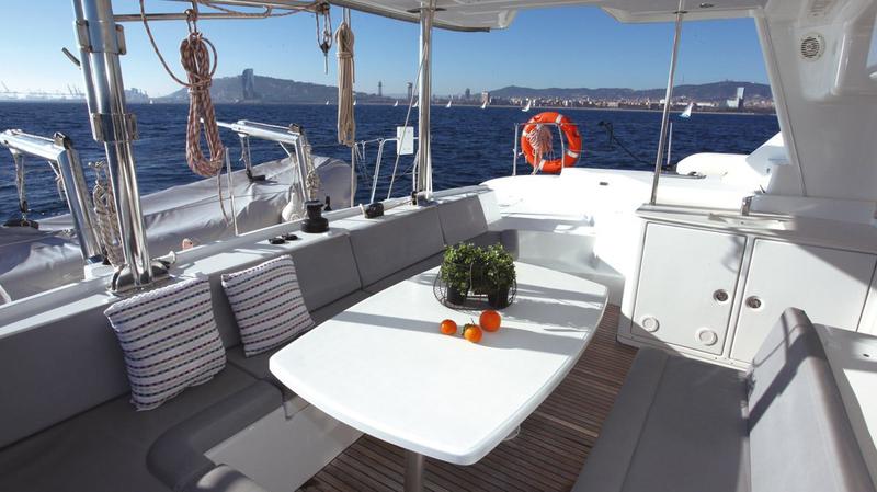 Book yachts online - catamaran - Lagoon 440 - Atlantis - rent