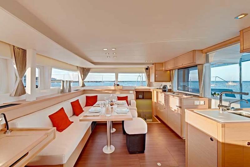 Book yachts online - catamaran - Lagoon 450F - Cahuenga - rent