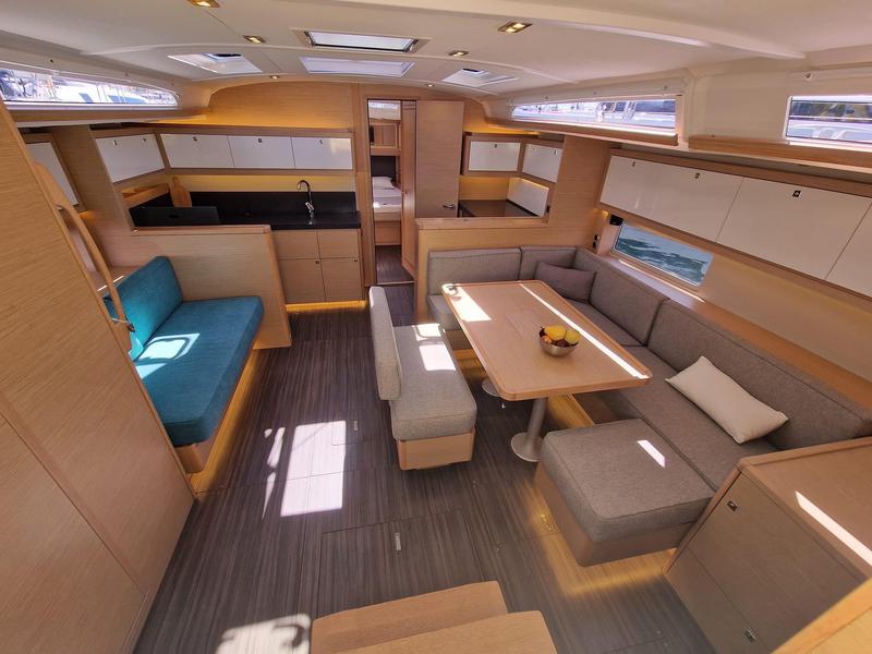 Book yachts online - sailboat - Dufour 470 - Salty - rent