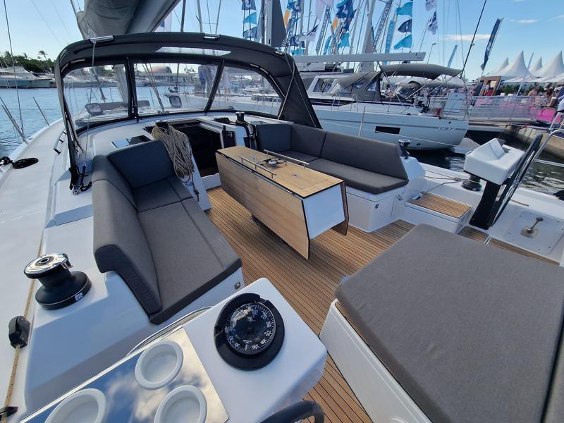 Book yachts online - sailboat - Dufour 470 - Salty - rent