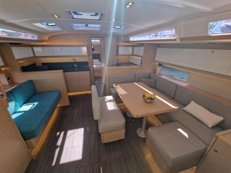 Book yachts online - sailboat - Dufour 470 - Salty - rent