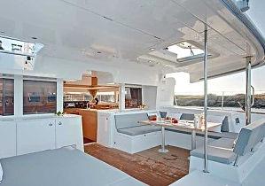 Book yachts online - catamaran - Lagoon 450F - Maja - rent