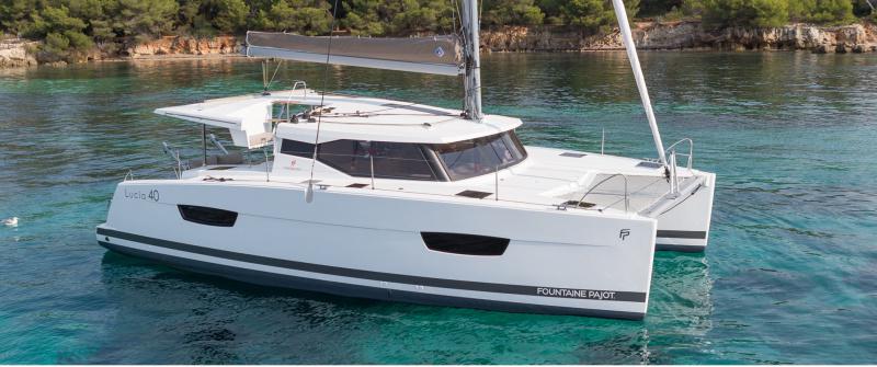 Book yachts online - catamaran - Lucia 40 - Petit Monde - rent