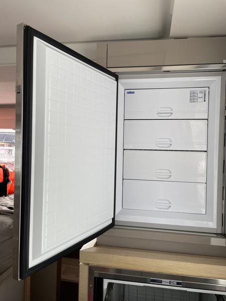 Book yachts online - catamaran - Lucia 40 - Petit Monde - rent