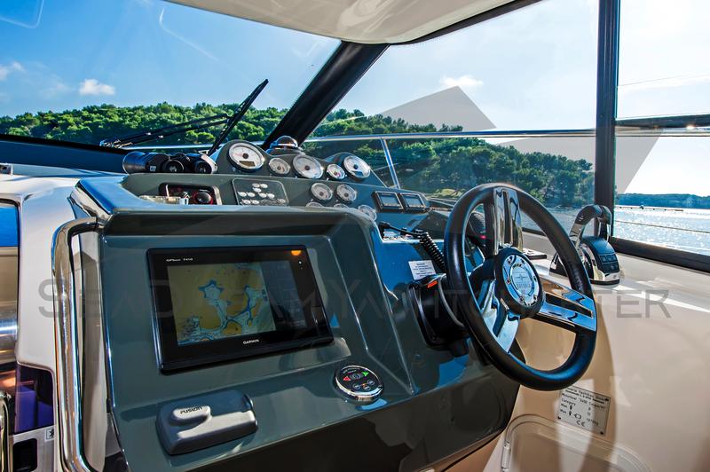 Book yachts online - motorboat - Bavaria S40 HT - Sun Dreamer - rent