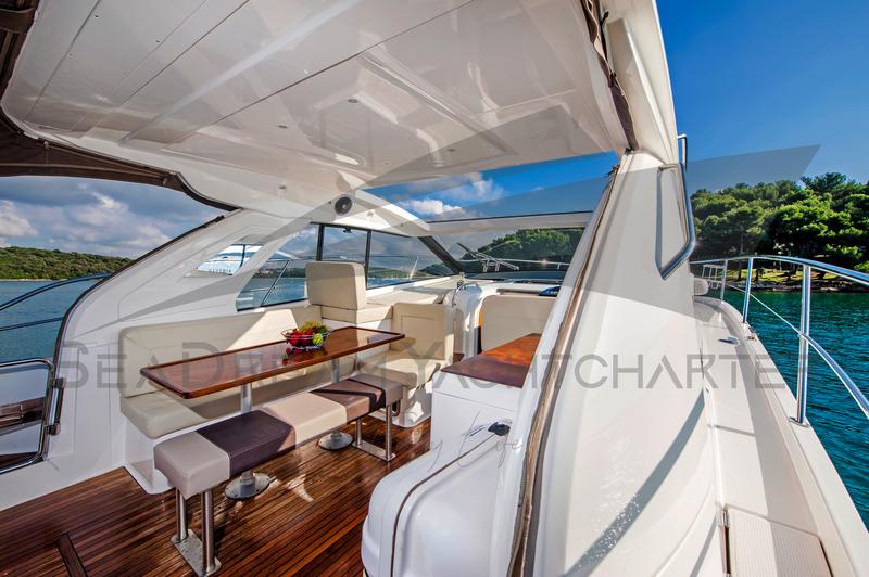 Book yachts online - motorboat - Bavaria S40 HT - Sun Dreamer - rent