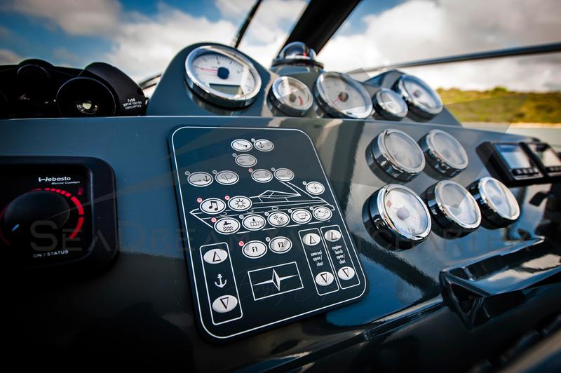 Book yachts online - motorboat - Bavaria S40 HT - Sun Dreamer - rent