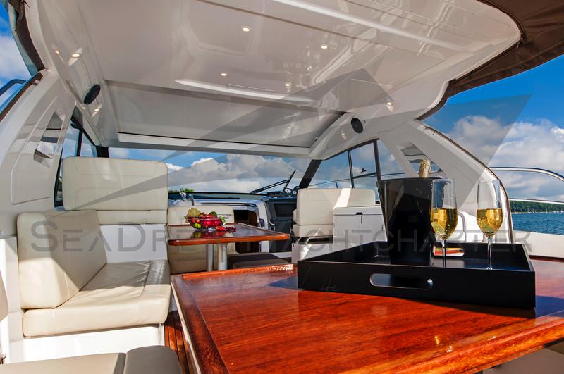 Book yachts online - motorboat - Bavaria S40 HT - Sun Dreamer - rent