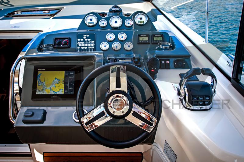 Book yachts online - motorboat - Bavaria S40 HT - Sun Dreamer - rent