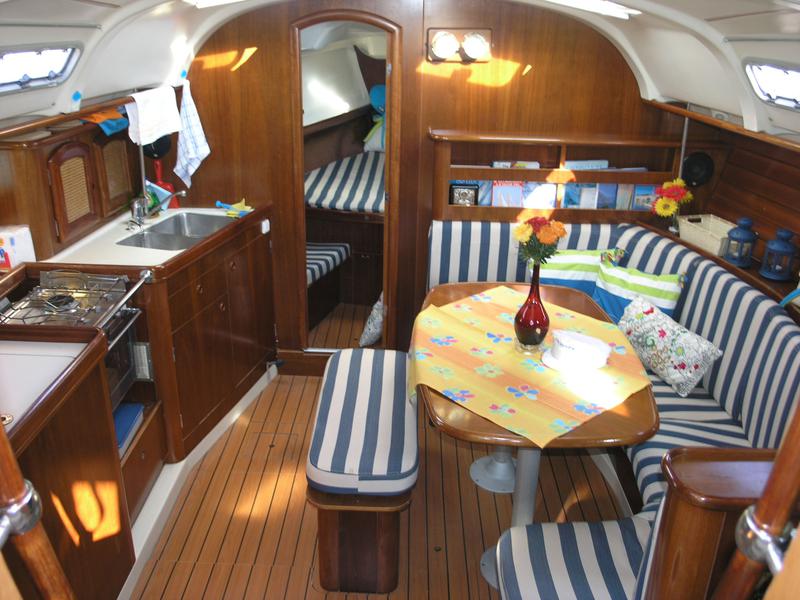 Book yachts online - sailboat - Oceanis 381 Clipper - Ouranos - rent