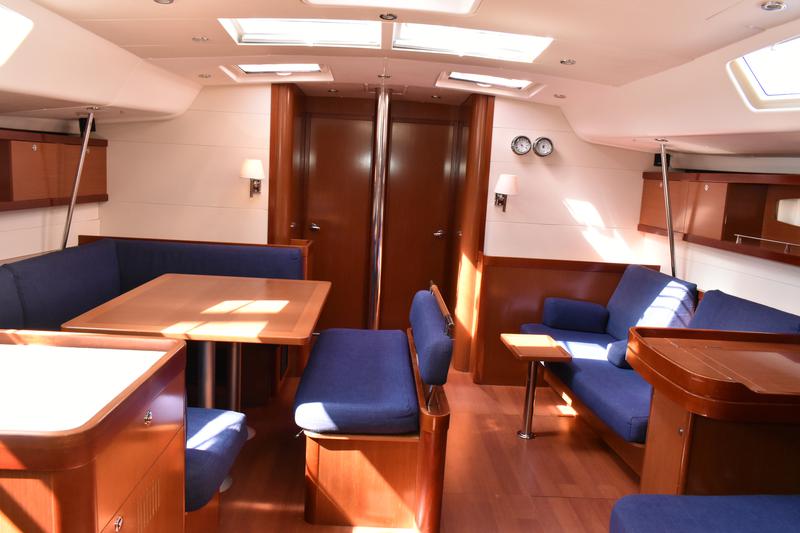 Book yachts online - sailboat - Oceanis 54 - ANGELINA - rent