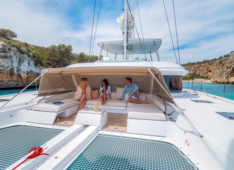 Book yachts online - catamaran - Lagoon 55 (2) - Verina Star  - rent