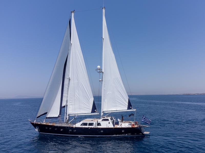 Book yachts online - other - CCYD 85 - Spirit L - rent