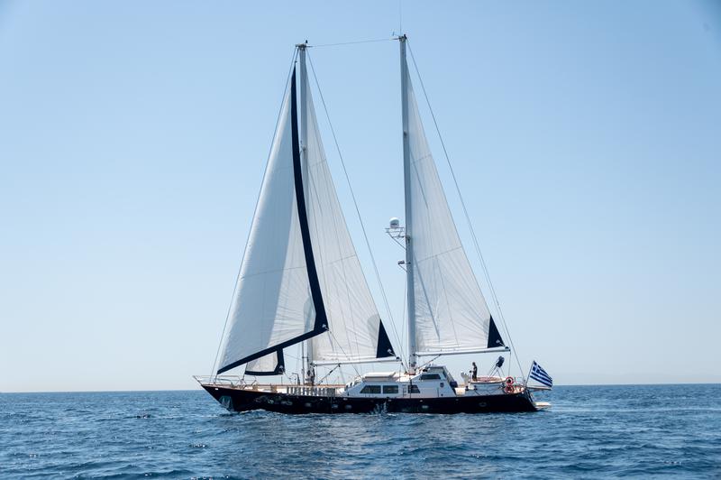 Book yachts online - other - CCYD 85 - Spirit L - rent